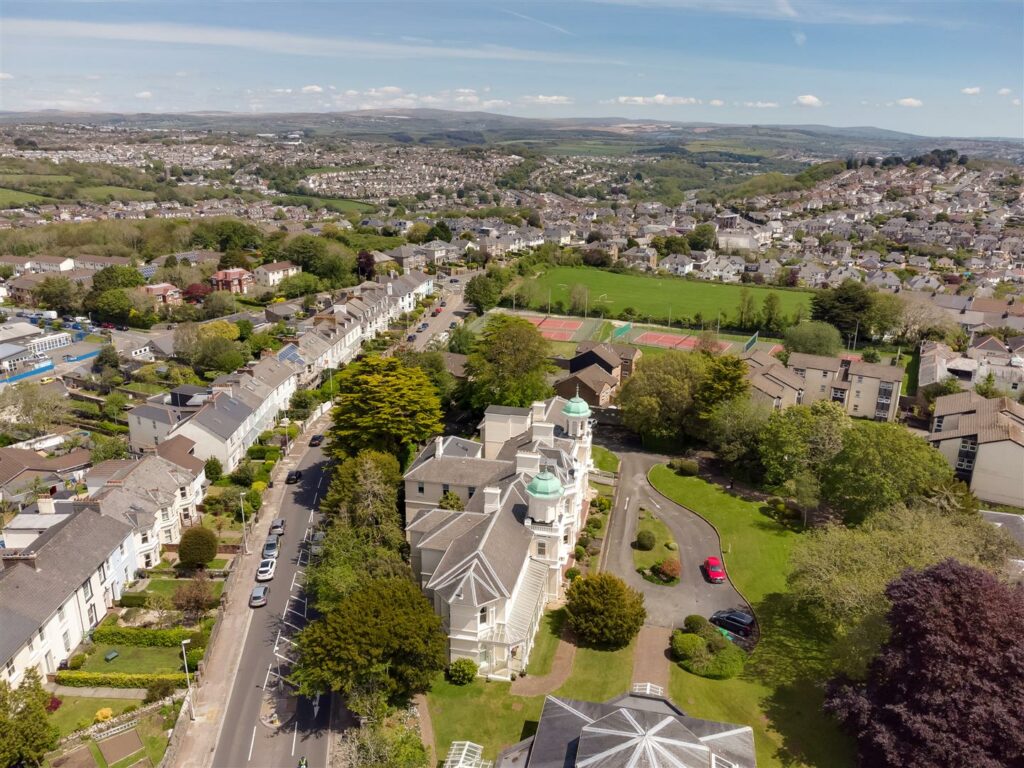 The Pearn, Hartley, Plymouth DC Lane