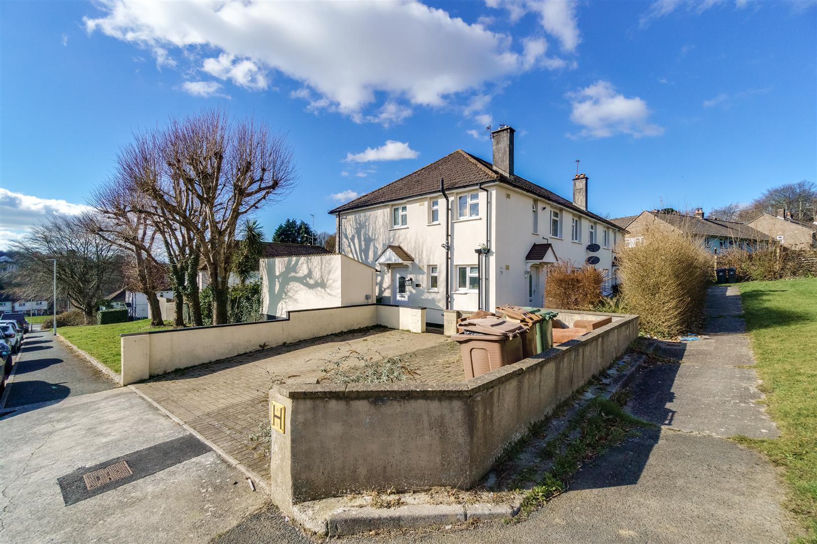 Hardy Crescent, Plymouth DC Lane