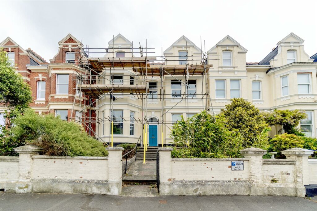 Lockyer Road, Mannamead, Plymouth DC Lane