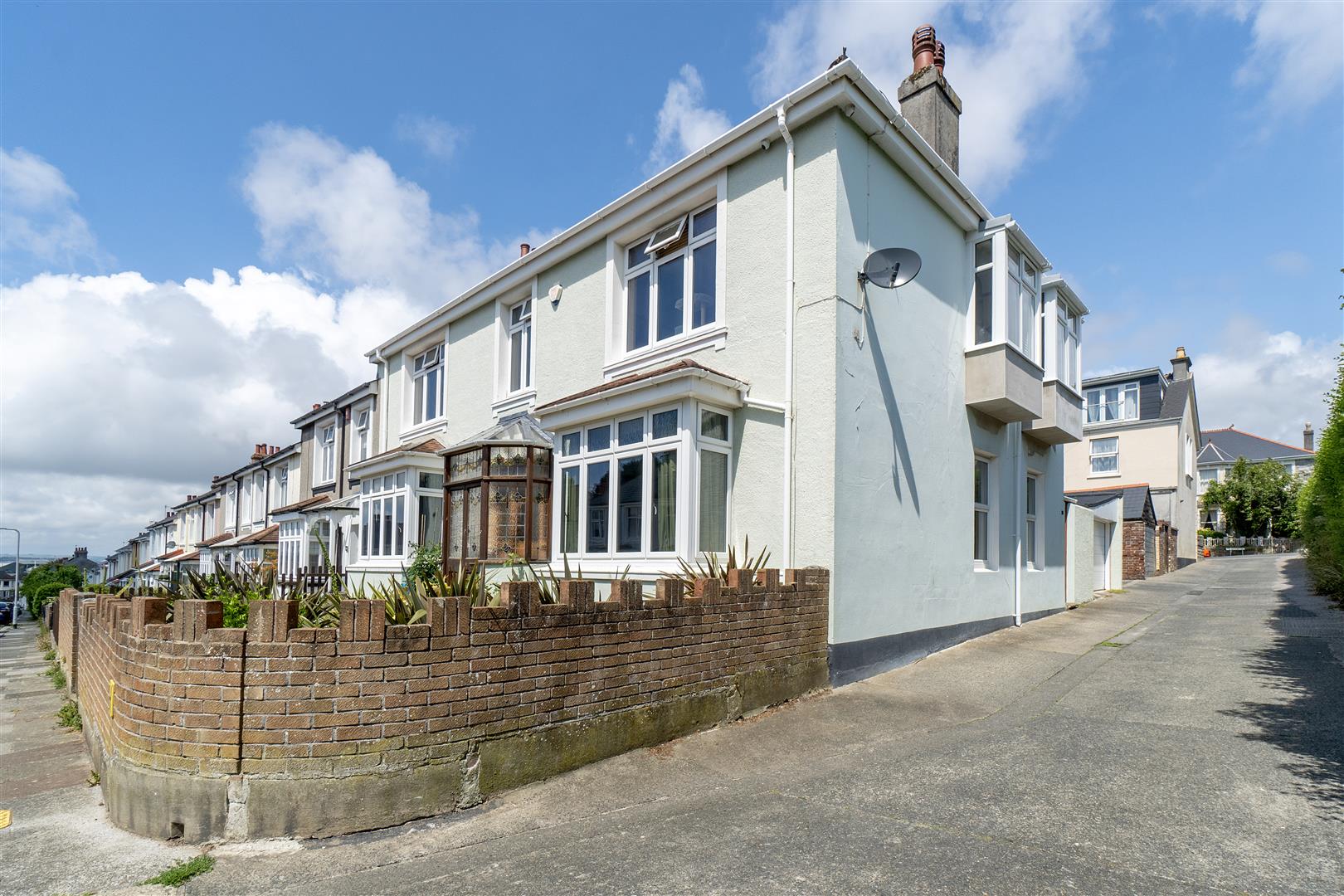 Glenavon Road, Plymouth DC Lane