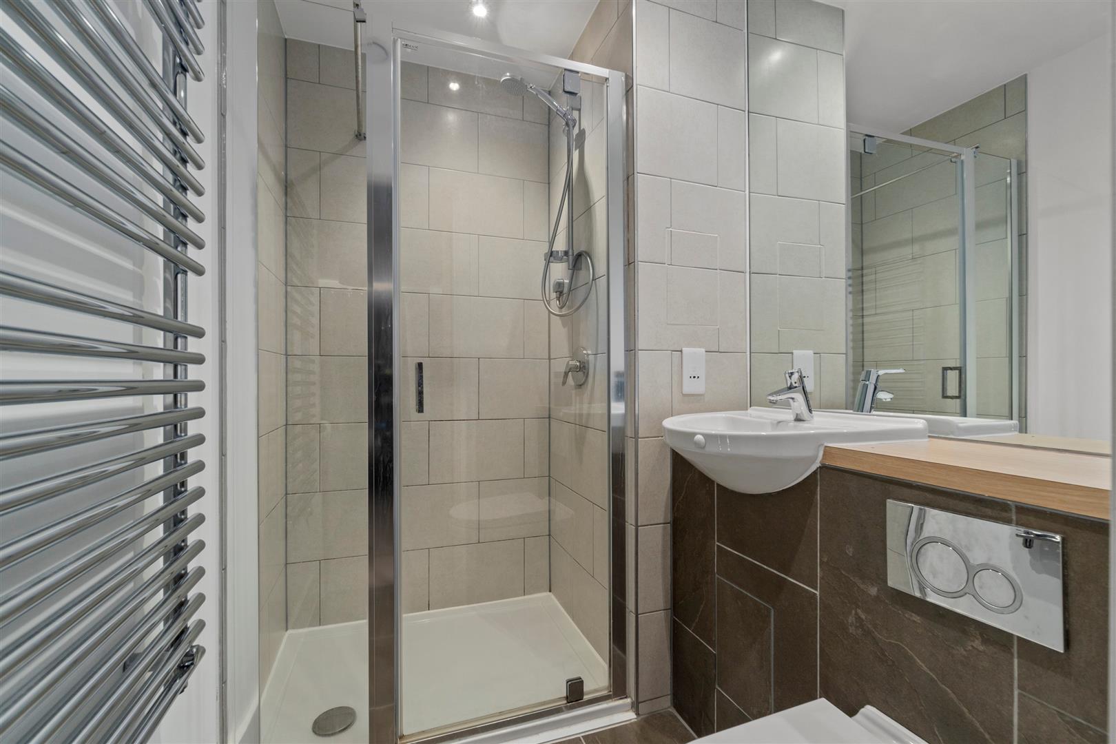 Fin Street, Quadrant Quay, Millbay, Plymouth DC Lane