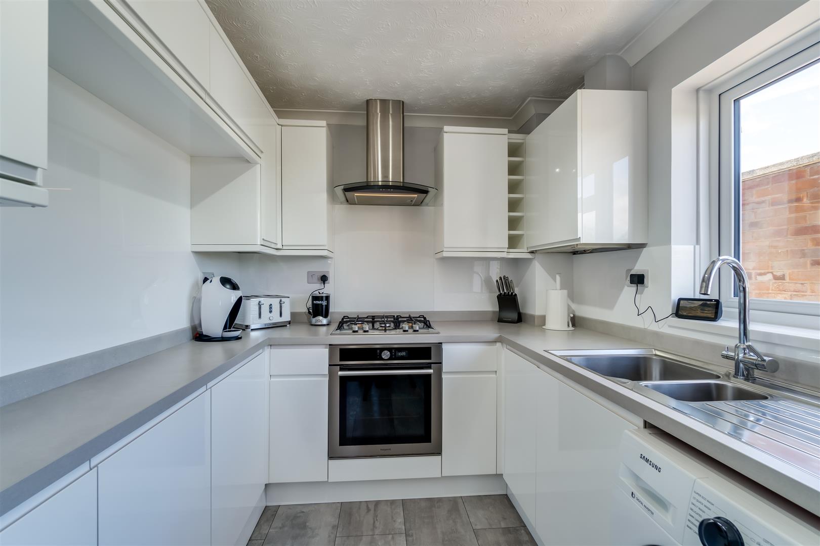 Greenwood Park Road, Plympton, Plymouth DC Lane