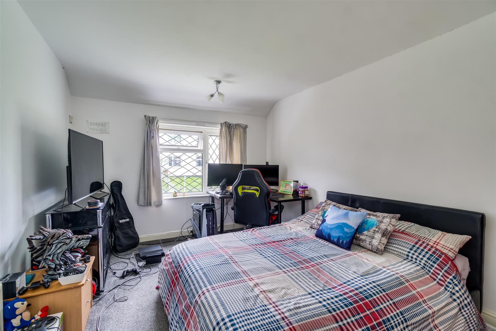 Hardy Crescent, Manadon, Plymouth DC Lane