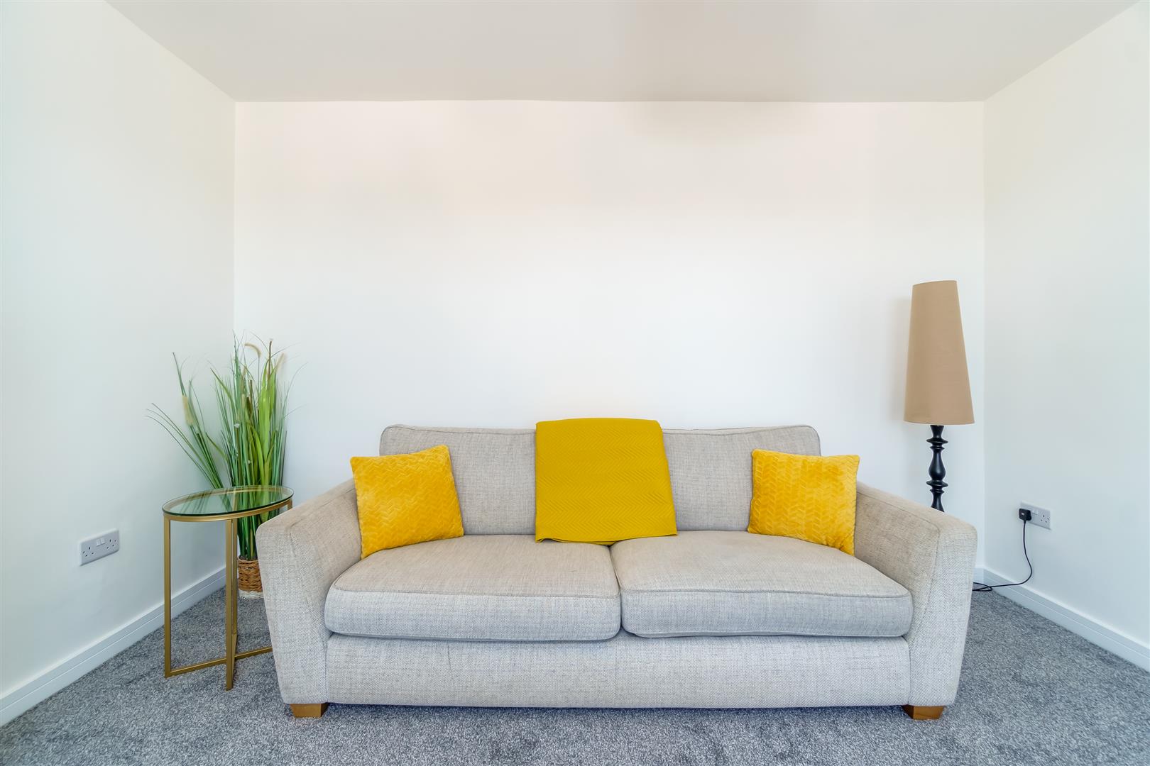 Severn Place, Plymouth DC Lane