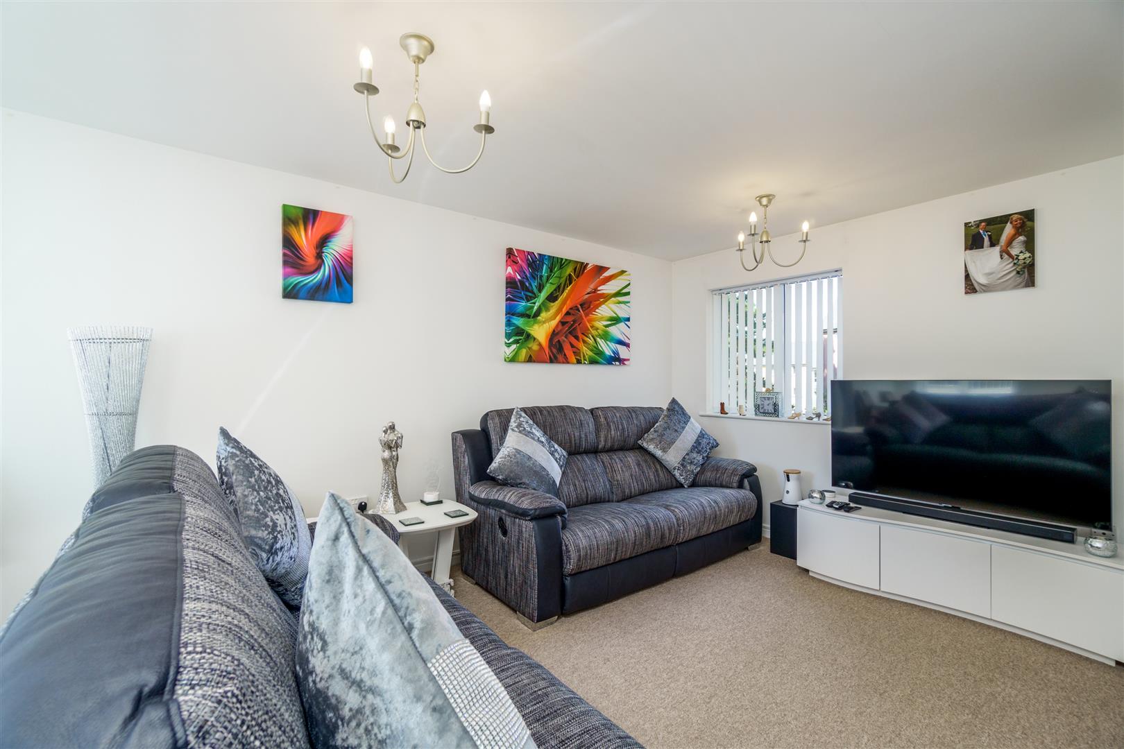 Tovey Crescent, Manadon, Plymouth DC Lane